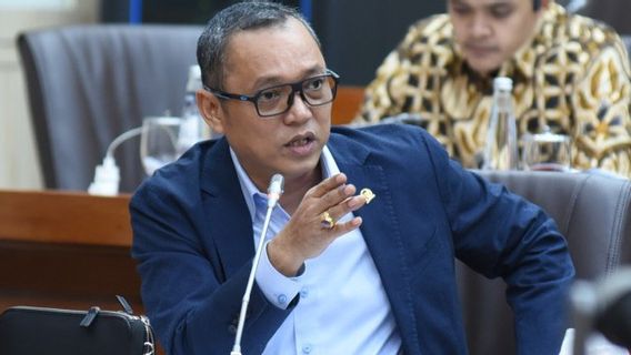 Le politicien du PDIP est le projet IKN trop ambitieux, devrait appeler Bandung Bondowoso comme chef de l’autorité