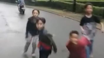 إجراءات خطرة لإلغاء الشاحنات مرة أخرى مجموعة من الأطفال في تانجيرانج والشرطة تبحث عن الجناة