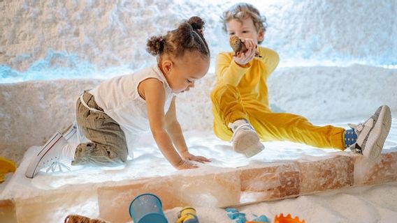 親は、子供たちが最も頻繁に飲み込むこれらの異物に注意してください