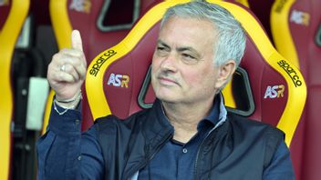 The Reason Jose Mourinho Mojek, Monza Coach, Ended In A Red Card