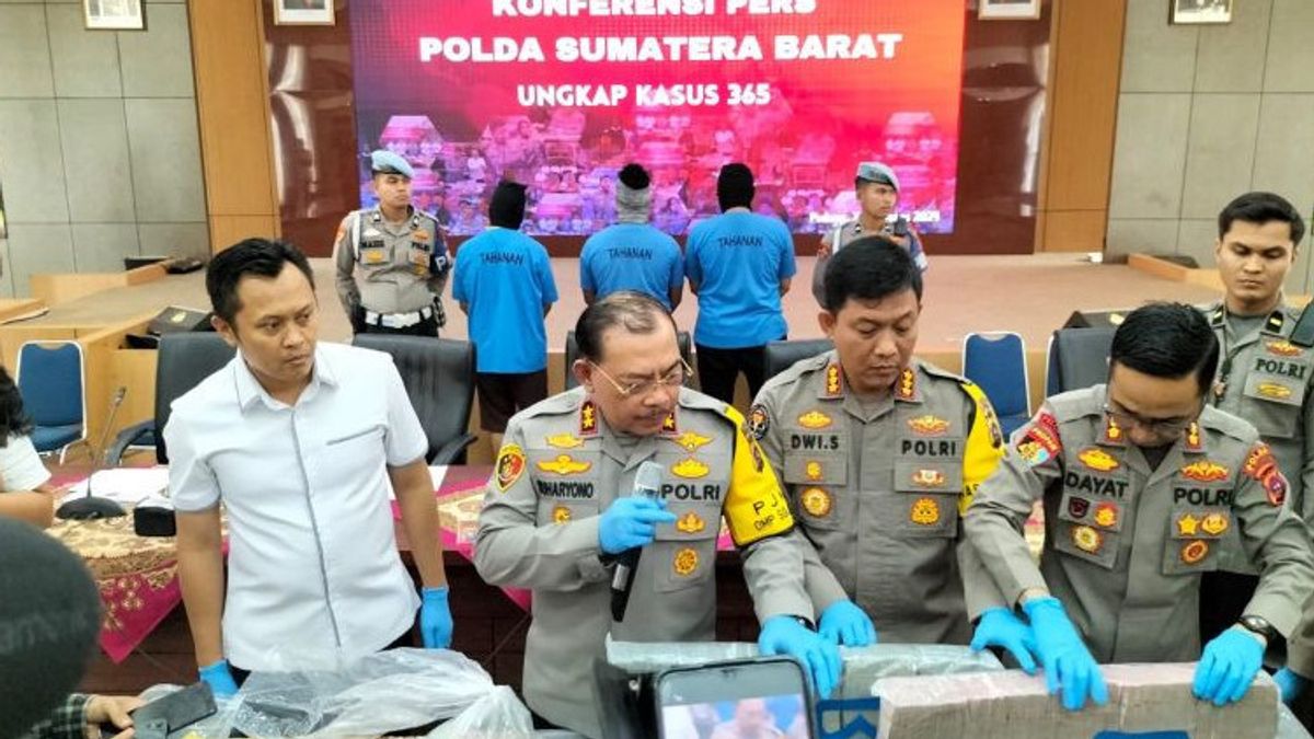 West Sumatra Police Arrest 2 Police Perpetrators Of Billions Of Money Theft In ATM Filling Cars