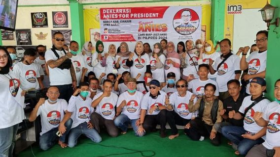 Les Bénévoles En Action à Cianjur: Une Chose Qui Est Importante, M. Anies Est Président Et Nous Sommes Prêts à Travailler Pour Que Cela Se Produise