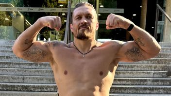 Usyk Signs Two More Fights Before Retiring