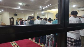 Muhammadiyah Mosque In Rawamangun, East Jakarta Begins To Hold Tarawih Prayers