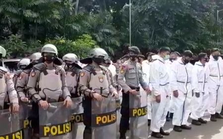 Rizieq Akan Datang ke Polda Metro Jaya, Polisi Gunakan Alat Pelindung Diri