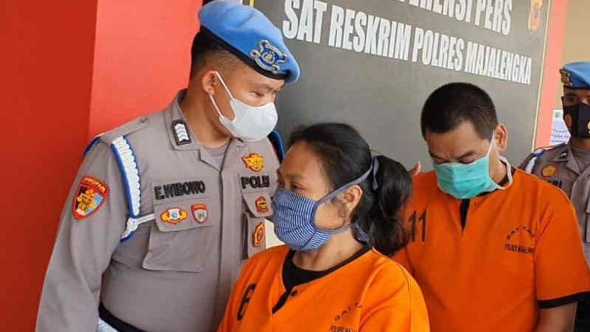 在Majalengka拘留室探望丈夫，来自勿加泗的女人被发现有假钱93件Rp100，000