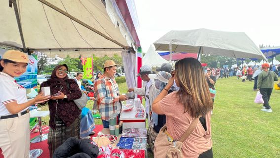 Support the IWE Festival 2026, LRT Jabodebek Strengthen the Role of Public Transportation in Community Activities