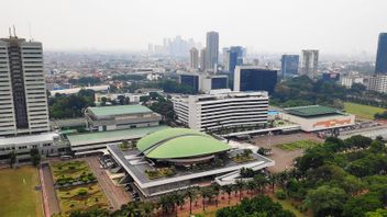 Mirip Kritikan Fahri Hamzah, Formappi Bilang DPR Tak Pernah Jalankan Fungsi Pengawasan 'Stempel Pemerintah'