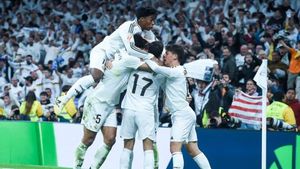 Flick: Barcelona Bertahan dengan Buruk