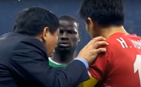 Momen Emmanuel Eboue Sok Paham Bahasa Korea di Piala Dunia 2010 Kocak, Masih Ingat?