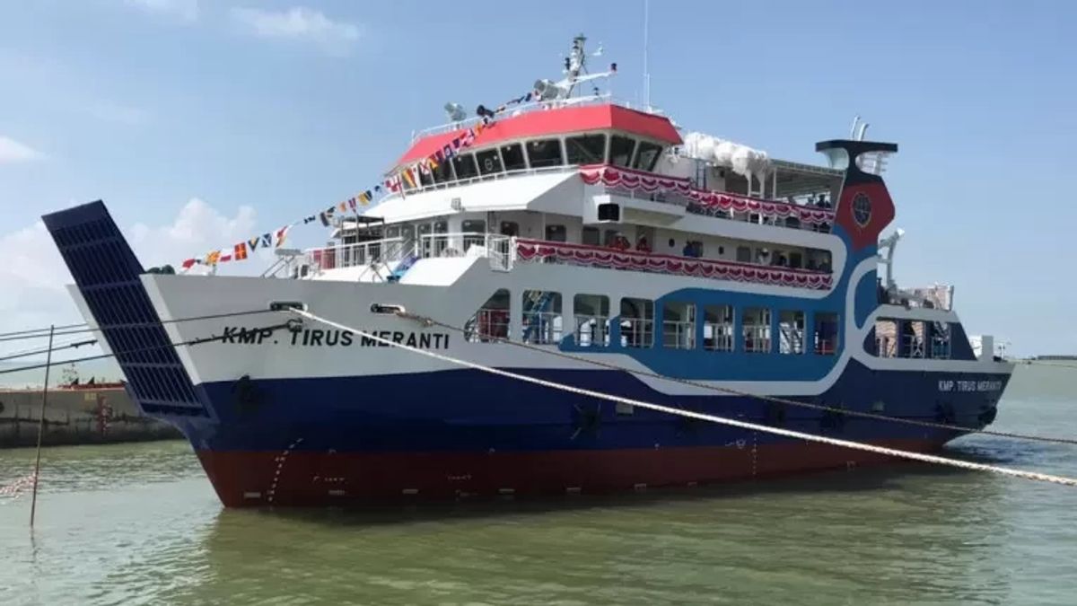 Cuaca Buruk, Kapal Rute Bintan Menuju Natuna Kepri Batal Berlayar 