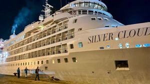 Silver Cloud Sandar Cruise Ship At Belawan Port, Medan