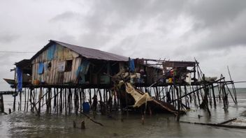 Gelombang Tinggi Hantam Wilayah Pesisir Distrik Manoi Papua Barat, 10 Rumah Rusak, 194 Orang Mengungsi