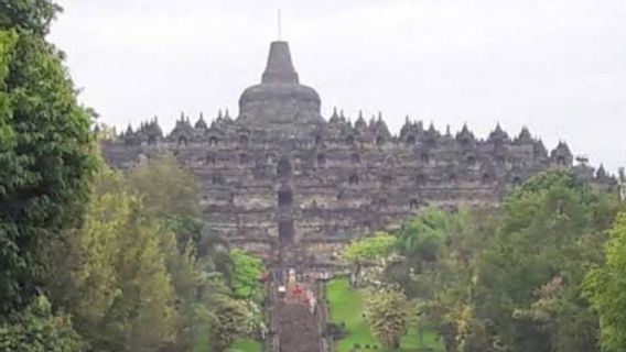 Les vacances de Lebaran, les opérations du temple de Borobudur sont prolongées