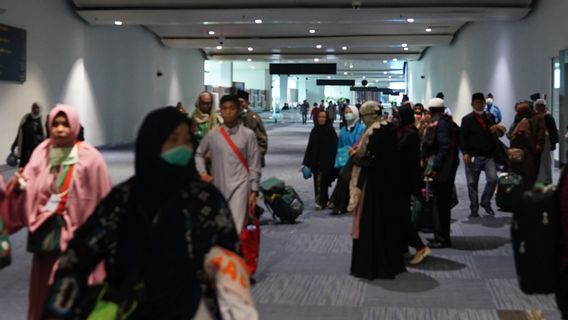 H-1 Jelang Iduladha, Bandara Soekarno Hatta Tampak Ramai   