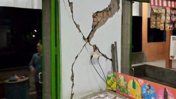 BMKG : Un tremblement de terre de magnitude 5,1 à Jailolo, Halmahera Ouest Déclenché par la déformation de la plaque maritime des Moluques