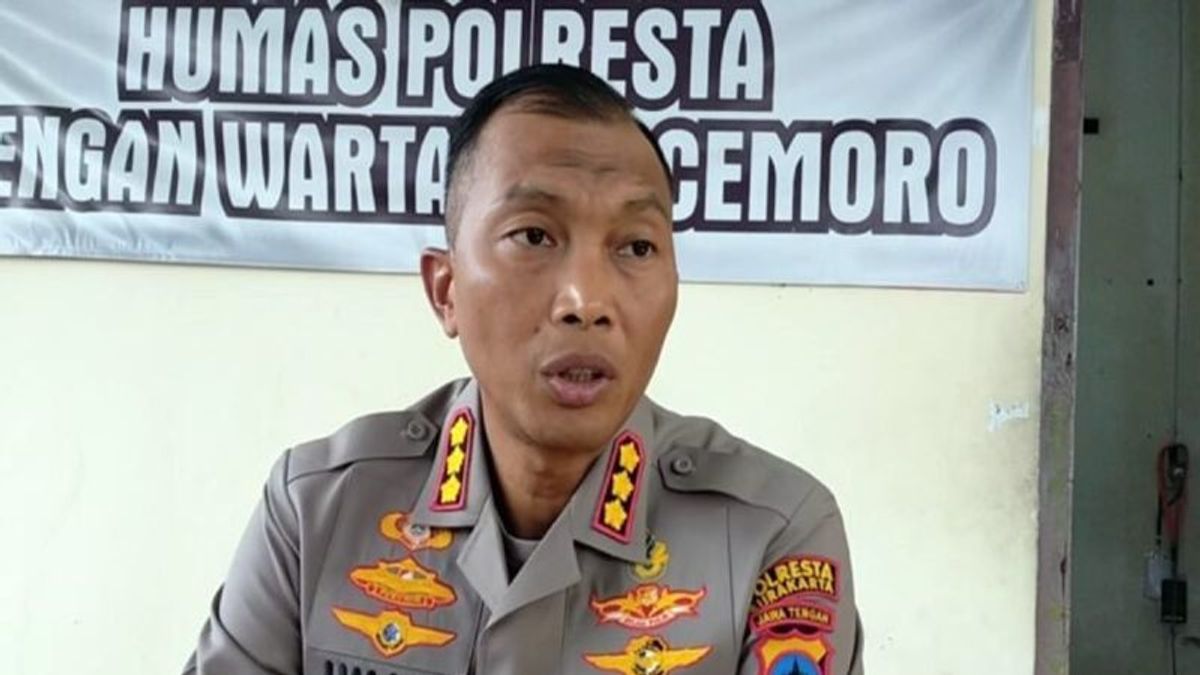 Surakarta Police Block PSIS Supporters Coming To Solo