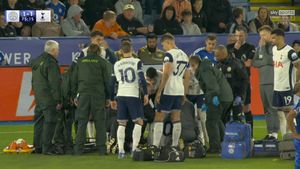 Kondisi Rodrigo Bentancur setelah Kolaps di Laga Leicester vs Tottenham