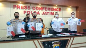 Polisi Tangkap Perempuan Muda Bos Arisan Bodong yang Tipu Korban Rp1,1 Miliar di Surabaya