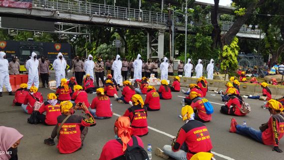 Not Disbanded, Labor Demonstration Still Going On At The Horse Statue