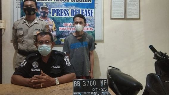 سرقة دراجة نارية كاهن HKBP سيماريماري ، رجل في سيبولغا اعتقلته الشرطة بعد جنازة والدته