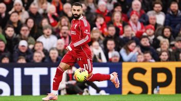 阿恩·斯洛特屈服，为利物浦的利益而玩