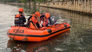 SAR Team Finds 12-Year-Old Boy Who Drowned In Cengkareng New River