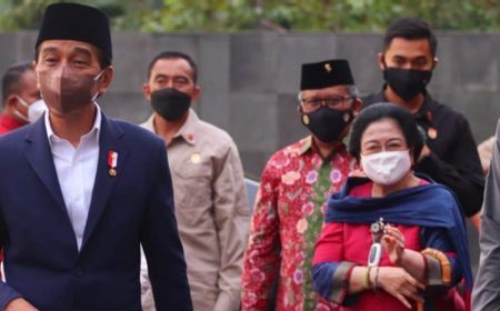 Ditanya 'Beda Pilihan' dengan Megawati, Jokowi Hanya Tertawa: Aneh-aneh Saja