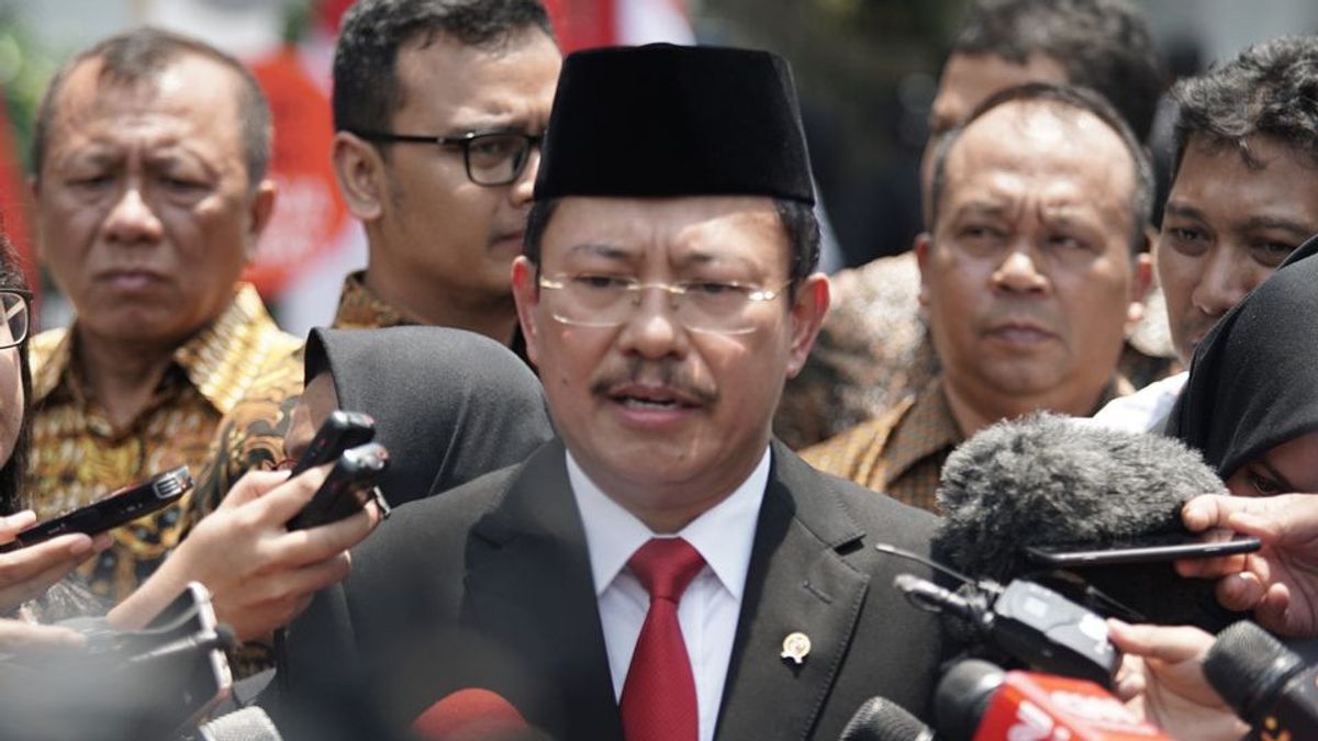 据报道，特拉万以印尼大使身份向祖海里·米斯瓦里表示，这是外交部的答复