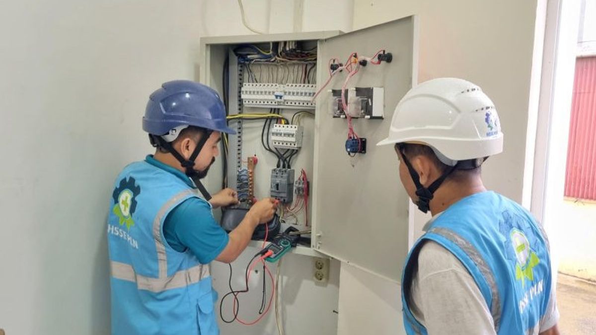 1 514 employés de PLN maintiennent la fiabilité de l’électricité à Kalbar pendant le jeûne