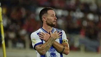 ペルシブの2人のスタッフ、マーク・クロックとベッカム・プトラがインドネシア代表に招集されました