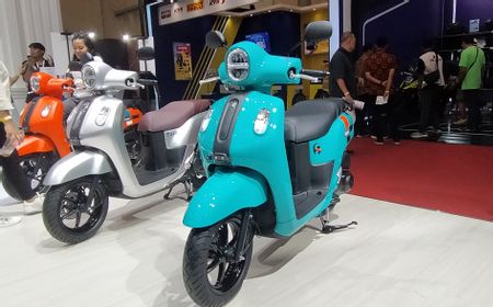 Persaingan Motor Skutik di Indonesia, New Honda Scoopy vs Yamaha Fazzio