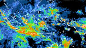 Hari Ini 16 Provinsi Berpotensi Hujan Lebat Disertai Kilat, Jakarta Berawan