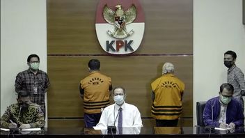 Kpk 任命东科拉卡摄政者安蒂 · 梅里亚 · 努尔和 Bpbd 负责人涉嫌从 Bnpb 赠款基金进行基础设施贿赂