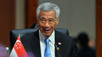 新加坡总理李显龙20周年,5月15日辞职