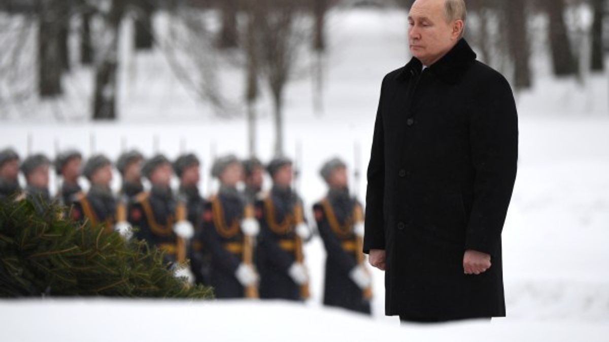 Putin Pertimbangkan Larangan untuk Konten Internet yang Dianggap “Beracun”