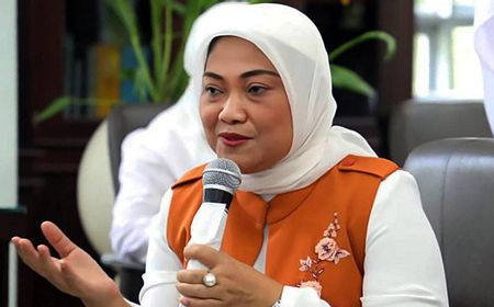 Menaker Ida Fauziyah Beberkan Kunci agar Indonesia Terbebas dari Jeratan Resesi