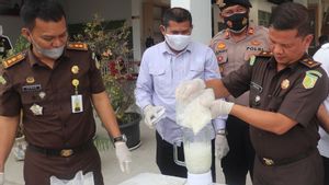 Kejari Lhokseumawe Musnahkan 8,1 Kilogram Sabu dengan Cara Diblender