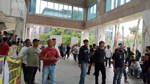 Pengamanan Jebol, Bank BTN Harmoni Digeruduk Puluhan Massa Buntut Uang Nasabah Hilang