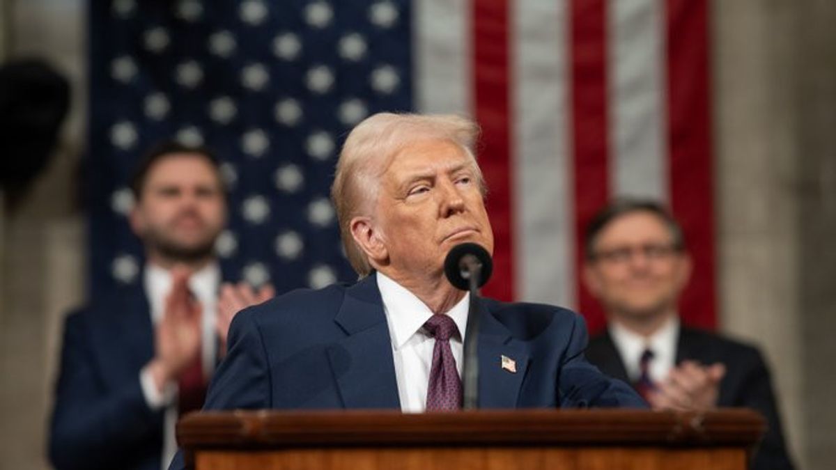 Trump Desak Penghapusan Subsidi Rp860 Triliun untuk Industri Semikonduktor