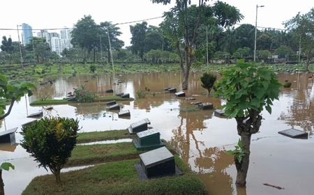 Imbas Hujan Dinihari Tadi, TPU Karet Bivak Tergenang Air 30 Sentimeter