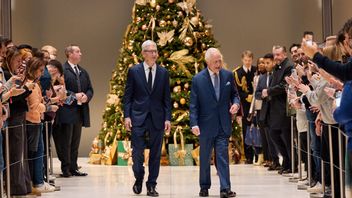 King Charles III Visits Apple Headquarters In England