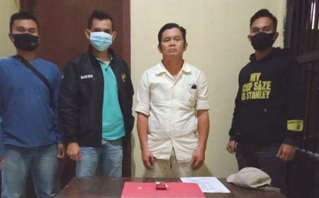 Polisi Tangkap Mantan Anggota Dewan karena Bawa Sabu-Sabu di Dalam Kotak Rokok