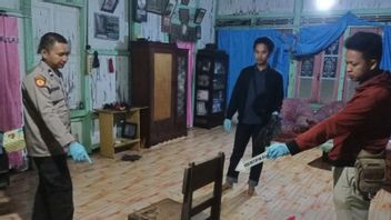 在上吊自杀之前，门达拉萨姆塞尔村的居民接受了在日惹学习的儿童购买1400万印尼盾笔记本电脑的请求。