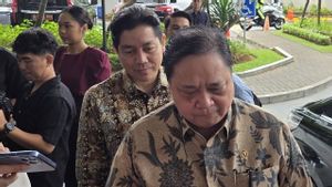 Menko Airlangga: Kebijakan WFH akan Segera Diumumkan