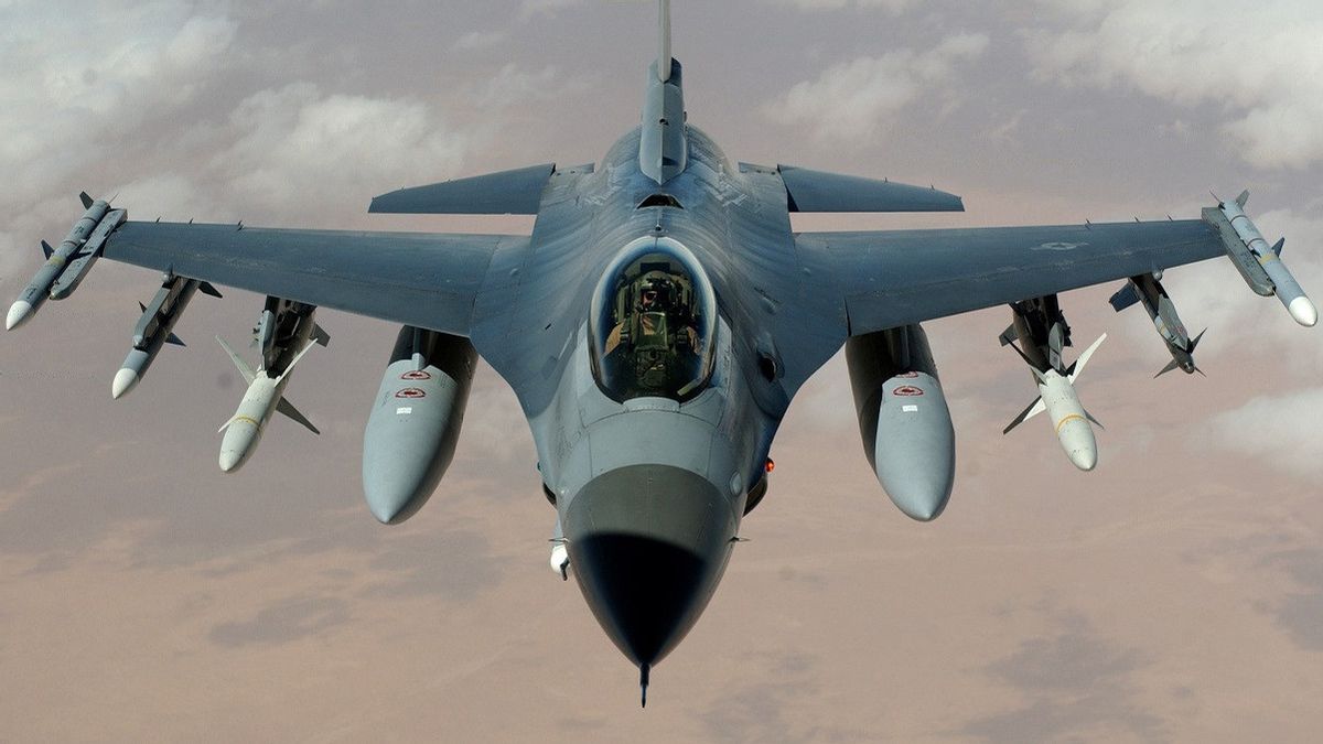 Barat Berencana Kirim Jet Tempur F-16 ke Ukraina: Rusia Sebut Tidak Berguna, Singgung Negara G7
