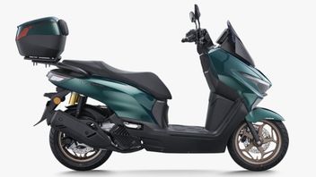 هوندا تطلق سكوتر نتاج PCX و Vario المشترك ، بسعر 33 مليون روبية إندونيسية
