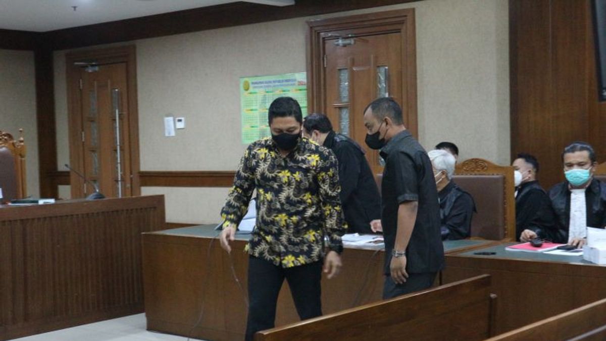 الحكم على المحقق السابق في حزب العدالة والتنمية ستيبانوس روبن بالسجن لمدة 12 عاما