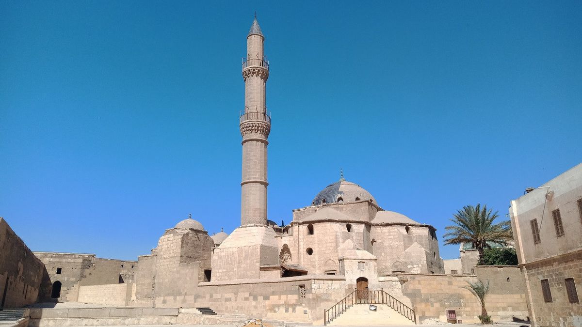 カイロに1528年に建てられたオスマン帝国のモスクが一般修復時代に再開される