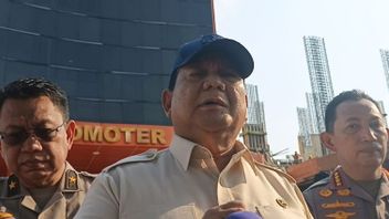 Visiting Victims Of Chaotic Demonstration At The Police Hospital, Prabowo Challenges Riots: I Will Not Back Down